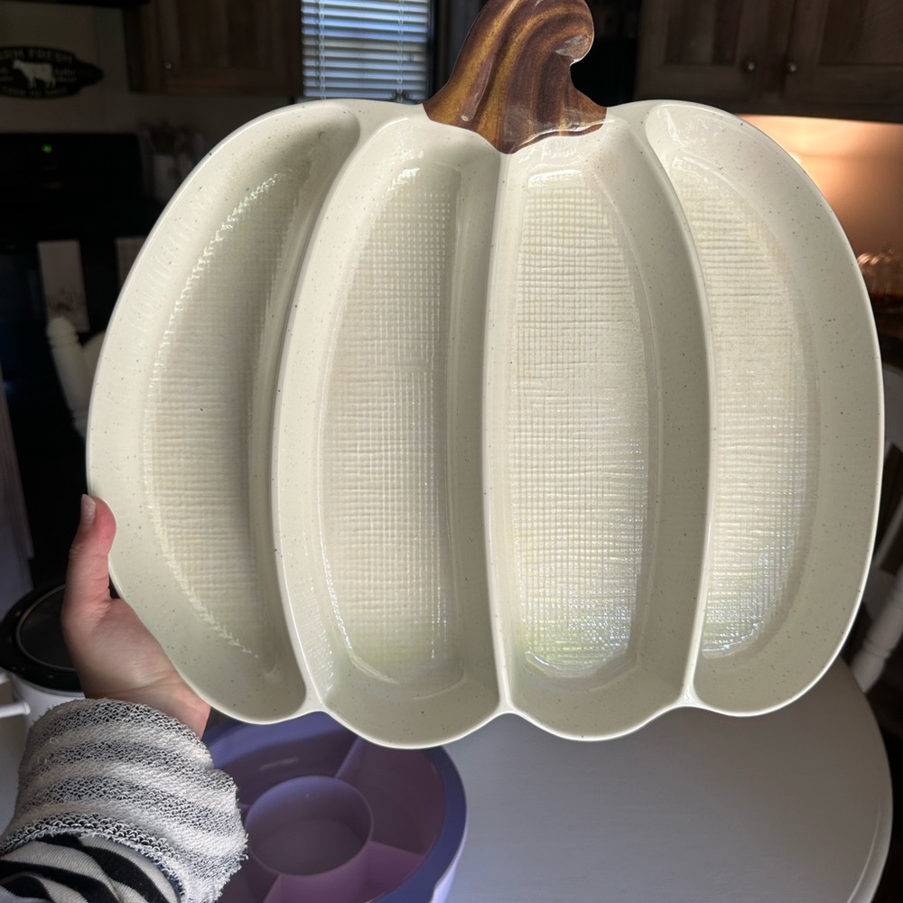 Cream Pumpkin-Shaped Serving Platter